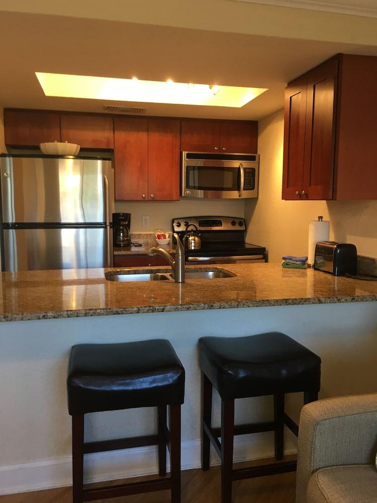 Westwinds Waterfront Resort St. Pete Beach Exteriör bild