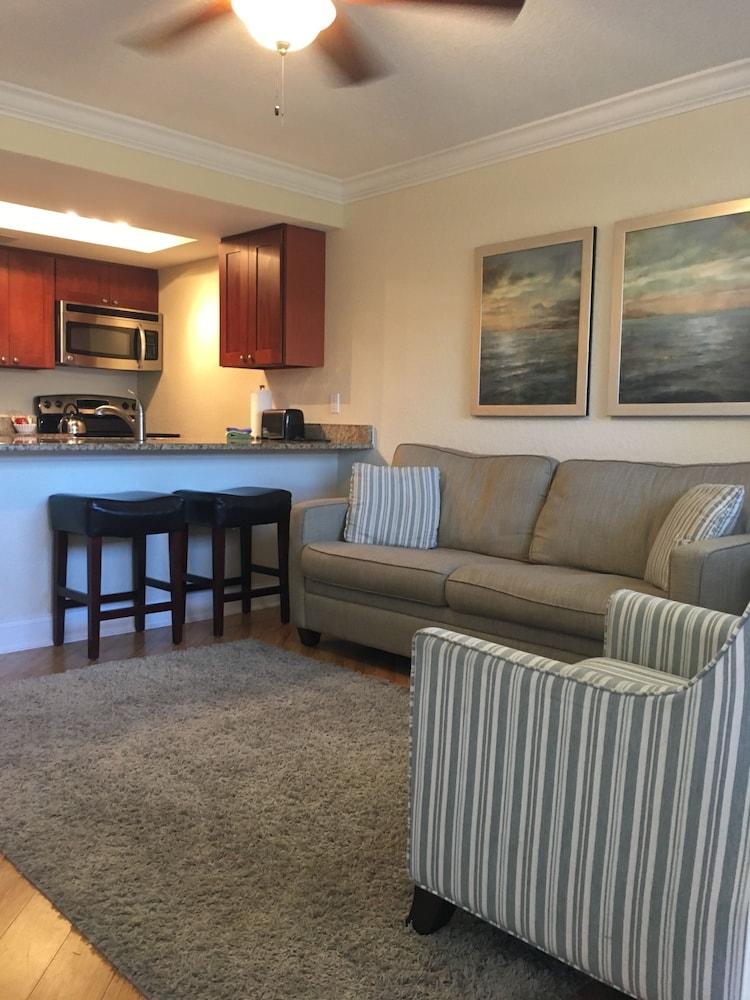 Westwinds Waterfront Resort St. Pete Beach Exteriör bild