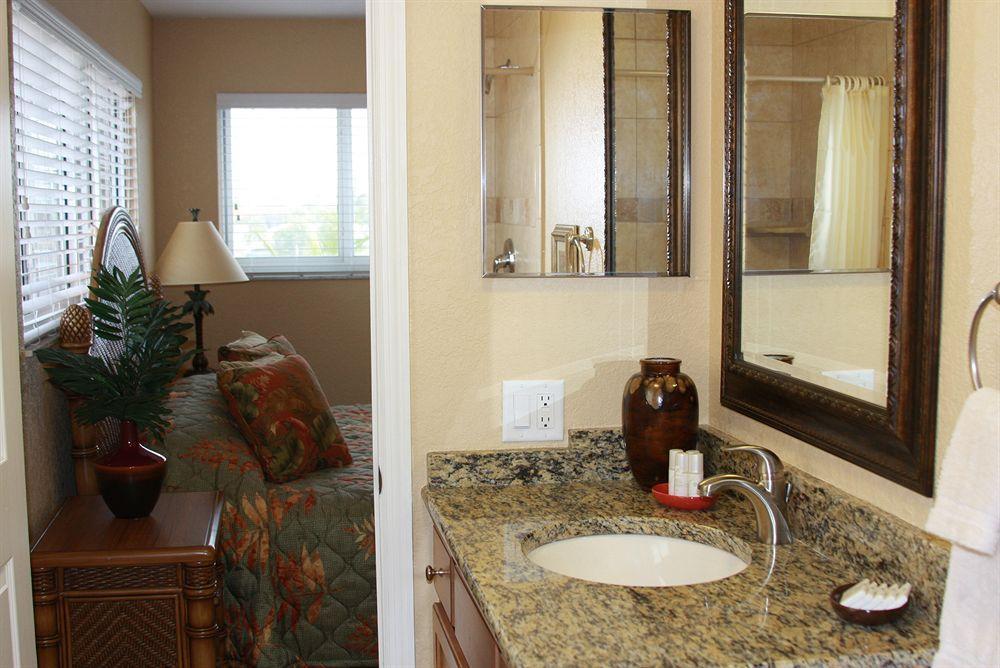 Westwinds Waterfront Resort St. Pete Beach Exteriör bild